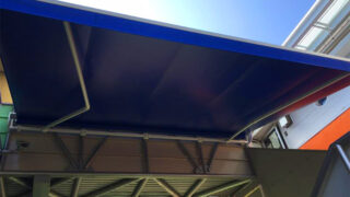 オーニングテントを横浜市の幼稚園に施工